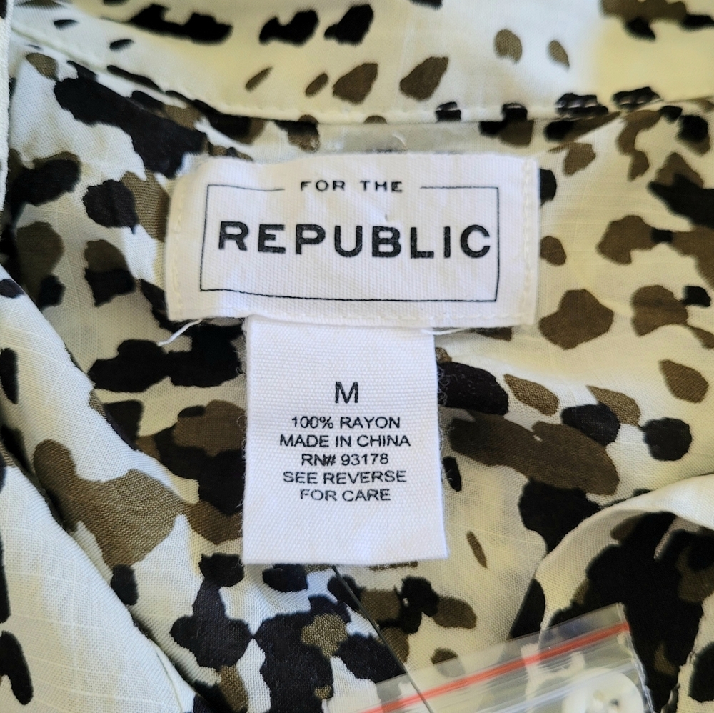For the Republic Button Down Blouse - NWT - Picture 8 of 16